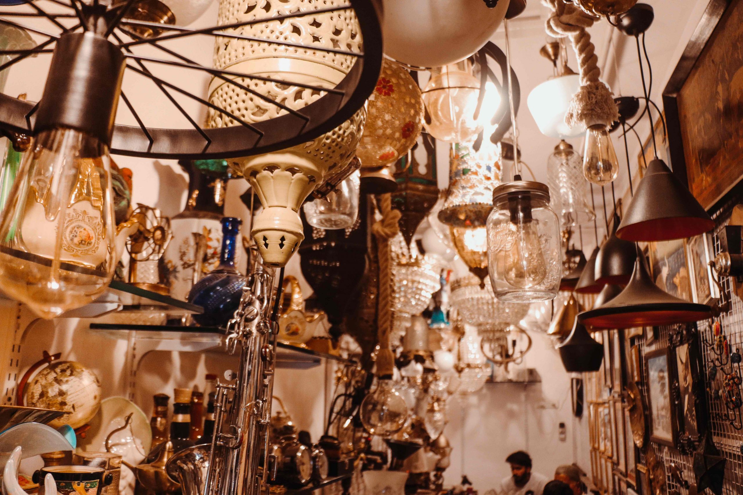 4 Awesome Stores For Buying Vintage Furniture and Household Items in Mumbai