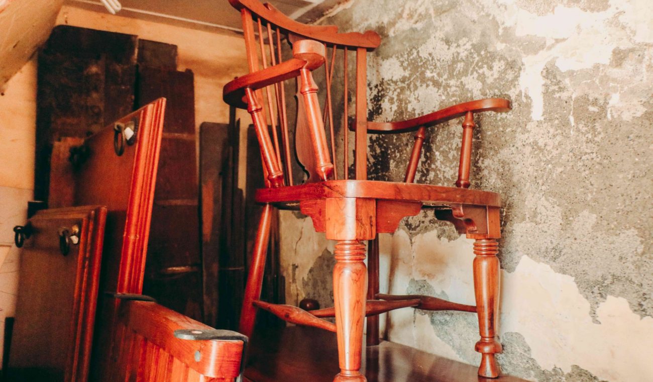 5 Tips to Consider before Buying Second Hand Furniture